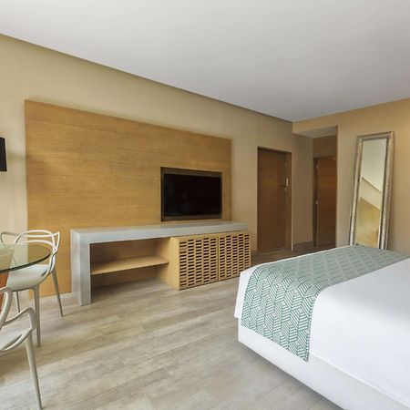 The Yucatan Playa Del Carmen, Adults Only, Tapestry Collection By Hilton Hotel Exterior foto